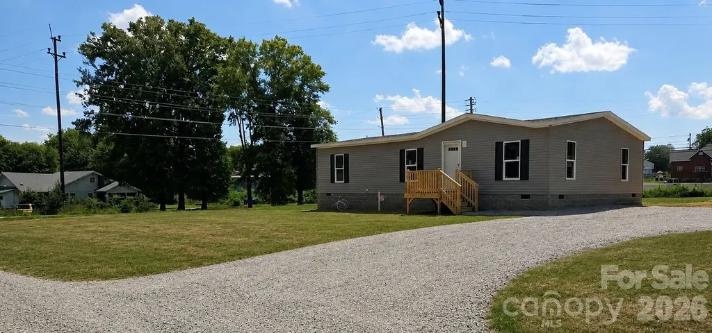 276 Mulberry Street Forest City NC 28043