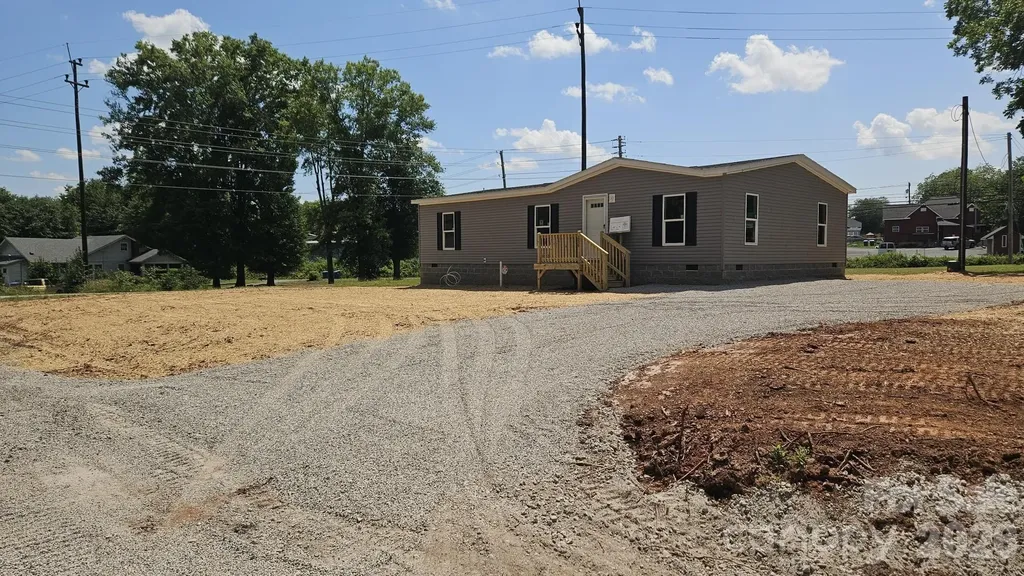 276 Mulberry Street Forest City NC 28043