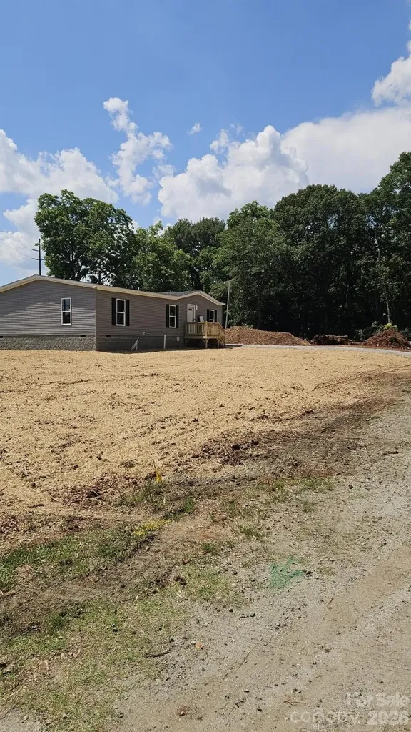 276 Mulberry Street Forest City NC 28043
