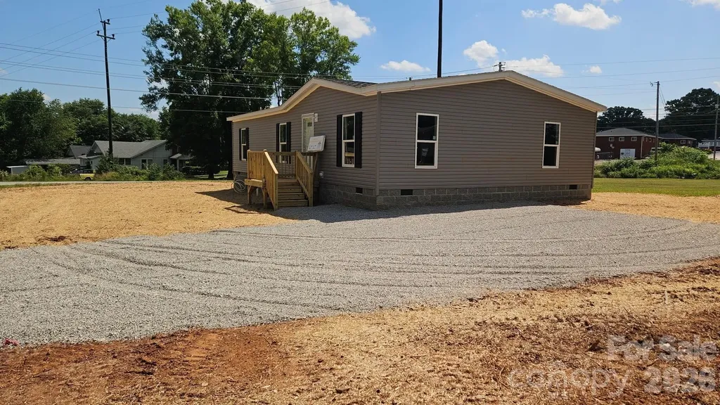 276 Mulberry Street Forest City NC 28043