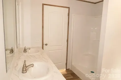 276 Mulberry Street Forest City NC 28043