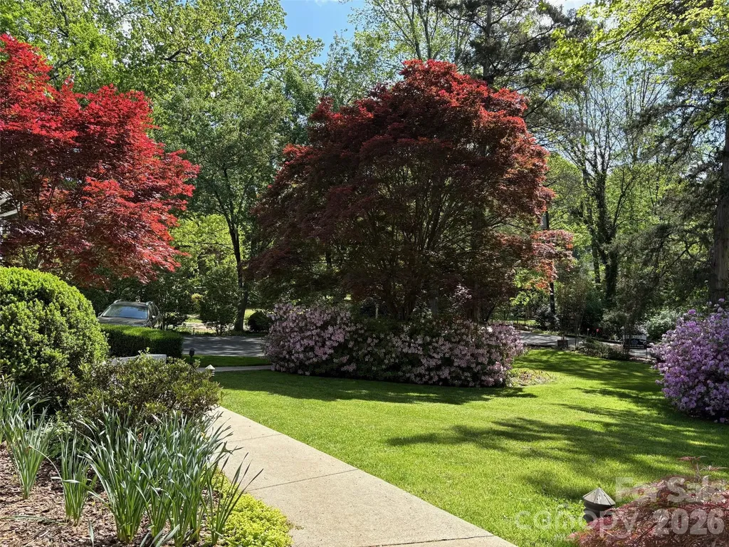 1330 Cedar Lane Charlotte NC 28226