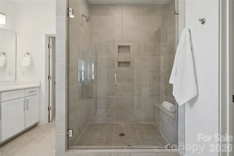 6007 Moonglade Lane Charlotte NC 28269