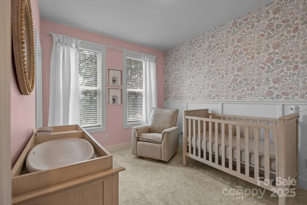 5006 Tiny Lane Charlotte NC 28203