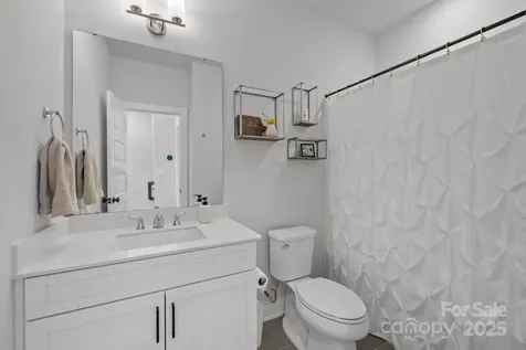 5006 Tiny Lane Charlotte NC 28203