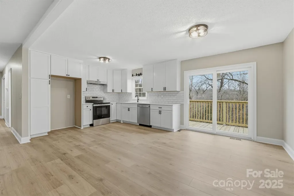 3630 Spencer Lane Lenoir NC 28645