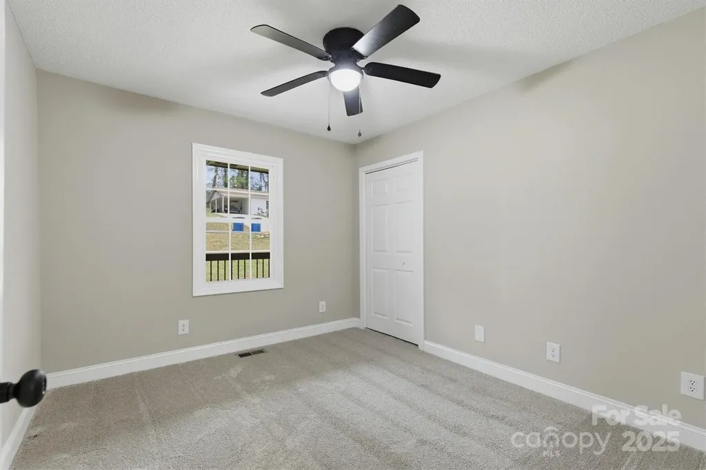 3630 Spencer Lane Lenoir NC 28645