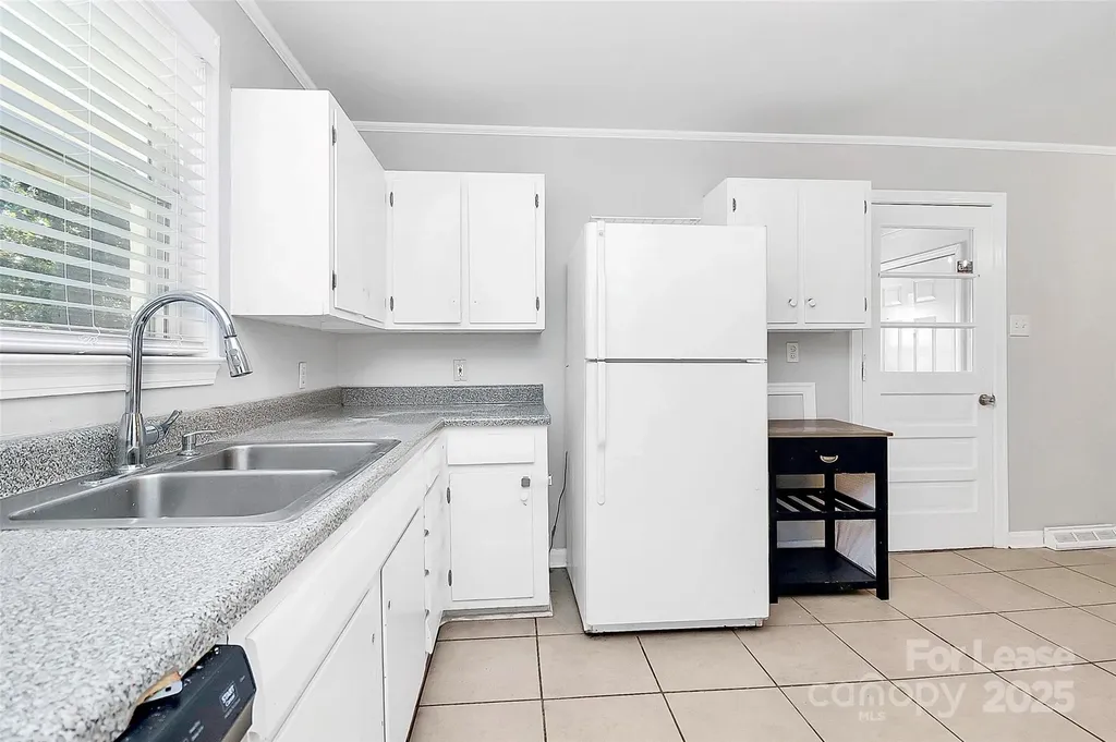 228 Seneca Place Charlotte NC 28210