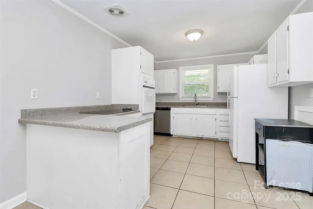 228 Seneca Place Charlotte NC 28210