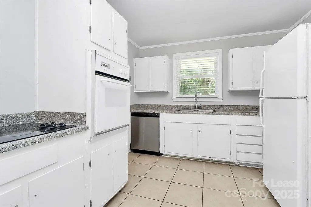 228 Seneca Place Charlotte NC 28210