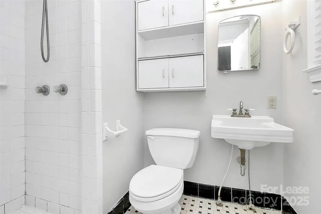 228 Seneca Place Charlotte NC 28210
