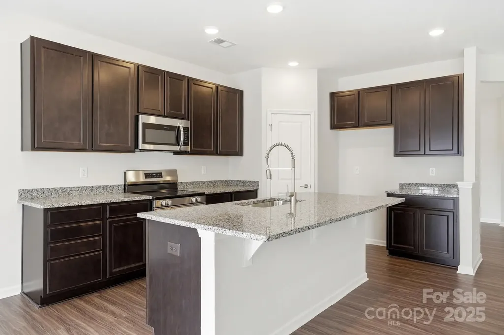 119 S Dunlavin Way Mooresville NC 28115