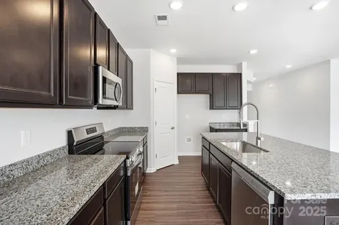119 S Dunlavin Way Mooresville NC 28115