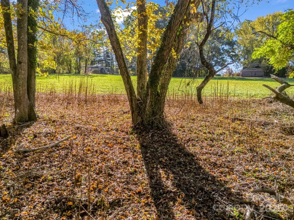 628 New Hope Road Flat Rock NC 28731