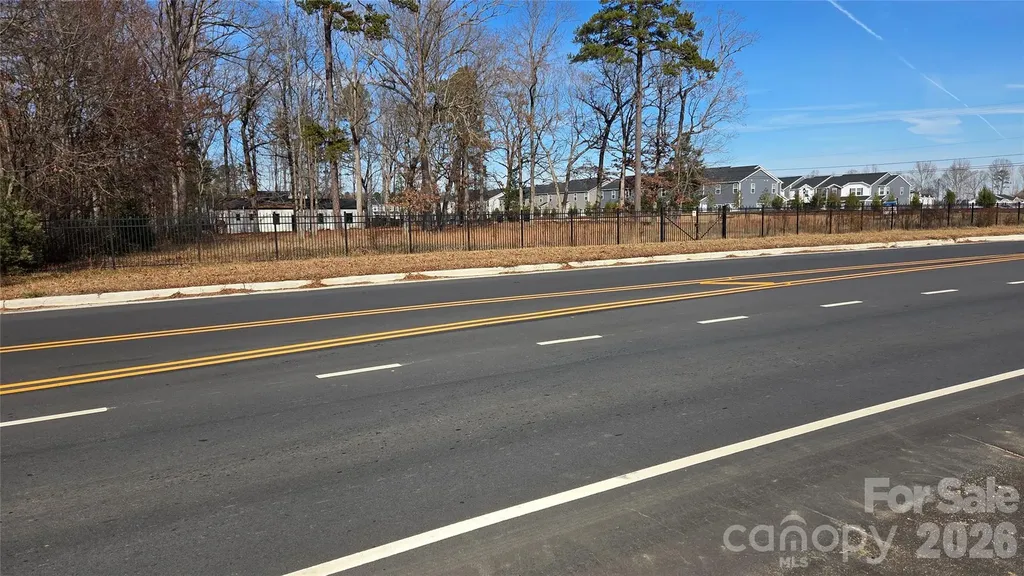 9121 Hutchinson Lane Charlotte NC 28216