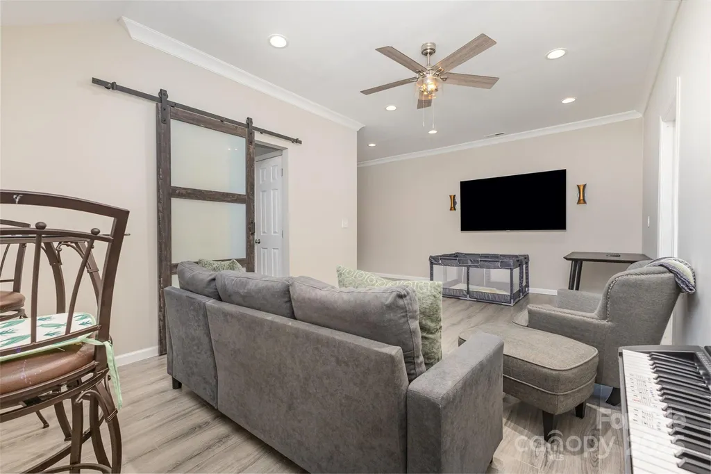 19004 Dry Narrows Way Charlotte NC 28278