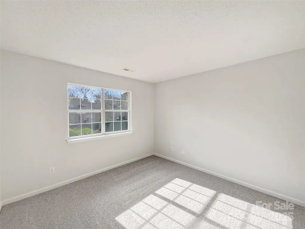 9028 Four Mile Creek Road Charlotte NC 28277