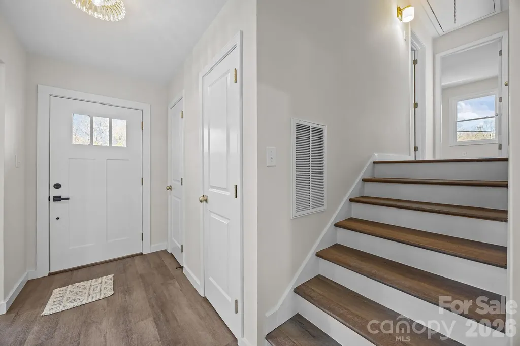 5324 Cheval Place Charlotte NC 28205
