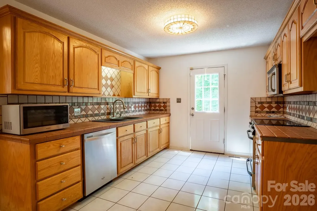 8830 Shepherd Court Connelly Springs NC 28612