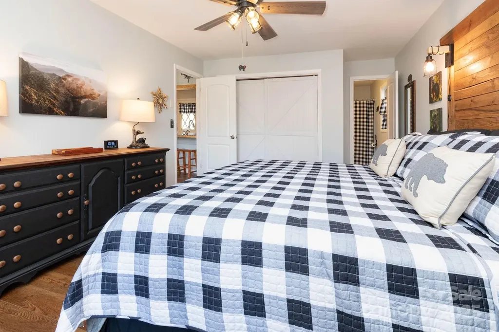 34 Oakridge Drive Maggie Valley NC 28751