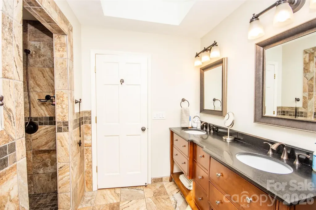 2193 Hawthorne Lane Wilkesboro NC 28697