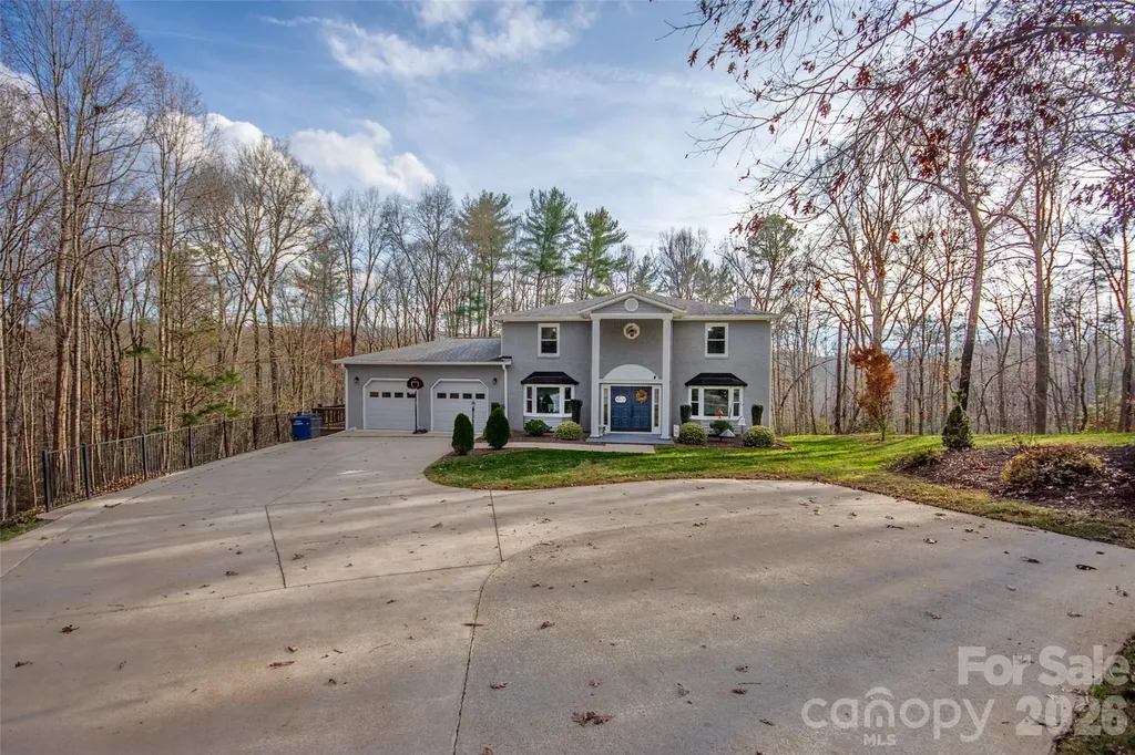 2193 Hawthorne Lane Wilkesboro NC 28697