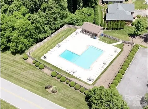 2193 Hawthorne Lane Wilkesboro NC 28697