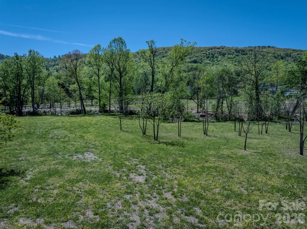 00 Walnut Valley Lane Hendersonville NC 28739