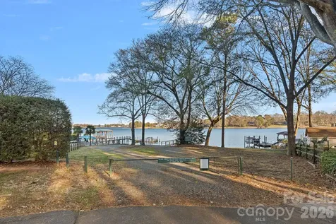 21307 Island Forest Drive Cornelius NC 28031