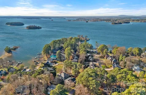 21307 Island Forest Drive Cornelius NC 28031