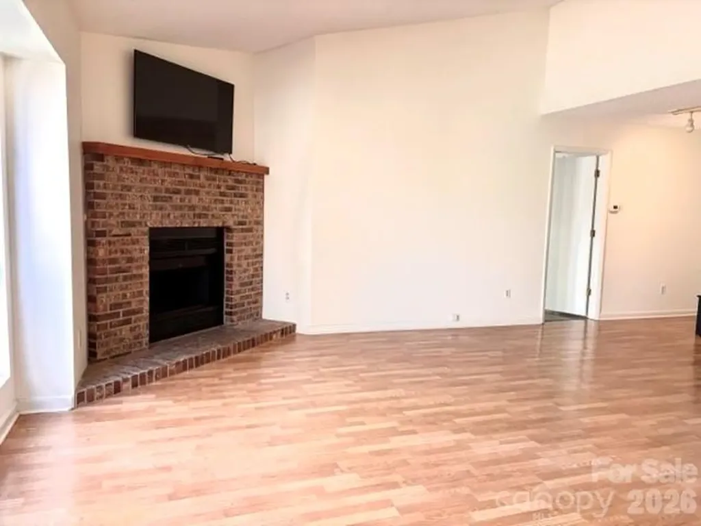 50 Ravencroft Lane Asheville NC 28803