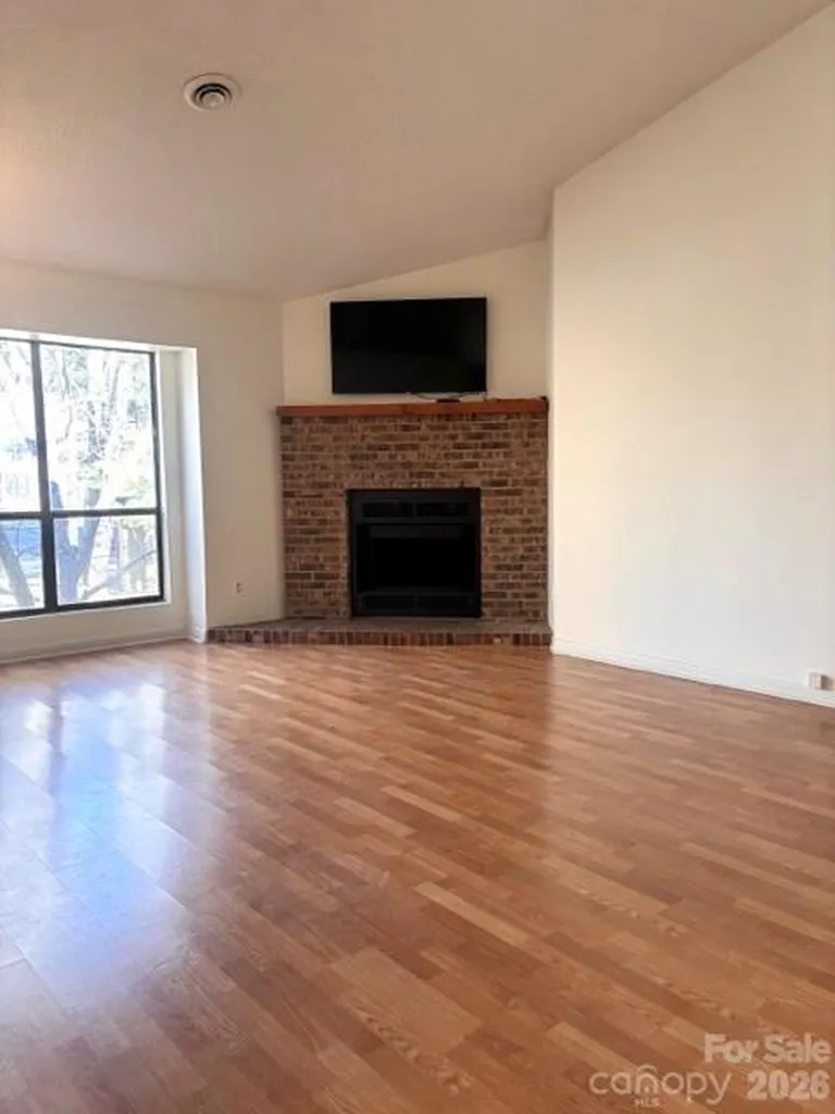 50 Ravencroft Lane Asheville NC 28803