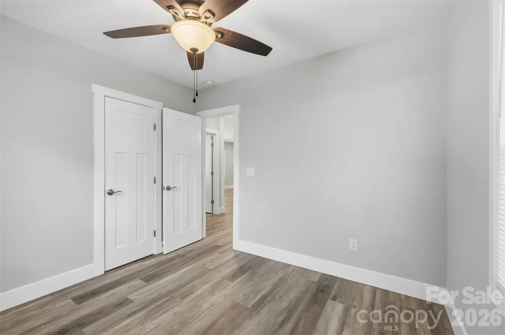 2414 Dickens Avenue Charlotte NC 28208