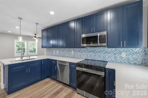 2414 Dickens Avenue Charlotte NC 28208