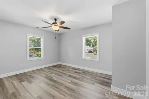 2414 Dickens Avenue Charlotte NC 28208