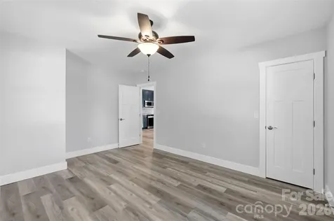 2414 Dickens Avenue Charlotte NC 28208
