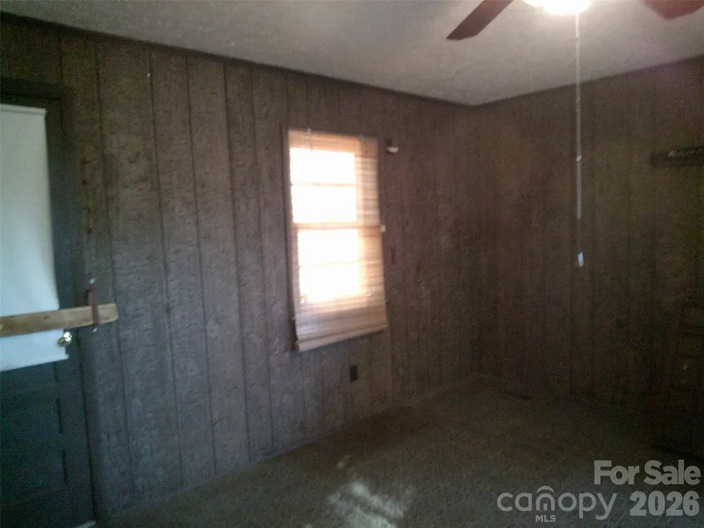 1303 W Dixon Boulevard Shelby NC 28152