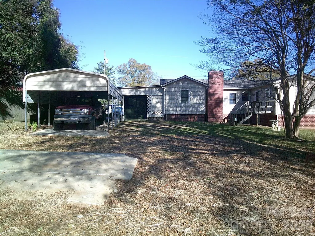 1303 W Dixon Boulevard Shelby NC 28152
