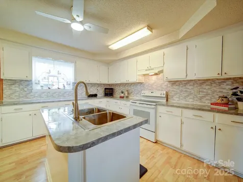 4115 Jenkins Road Marshville NC 28103