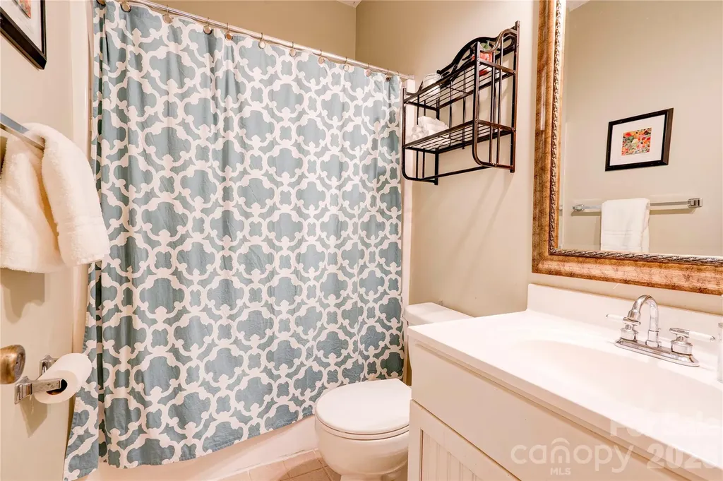 1303 Moonshadow Lane Shelby NC 28150