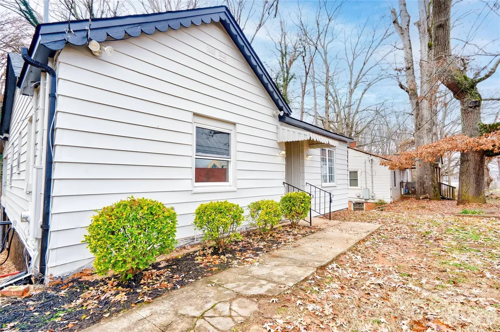 704 Earl Road Shelby NC 28150