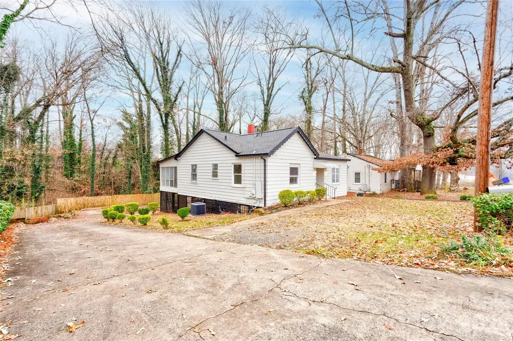 704 Earl Road Shelby NC 28150