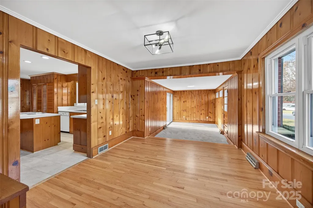 337 W Main Street Rockwell NC 28138