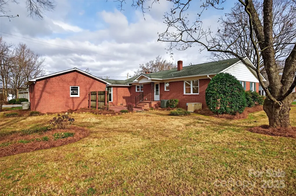 337 W Main Street Rockwell NC 28138