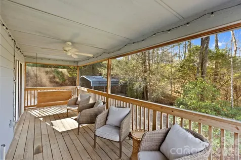 124 Flat Creek Drive Lake Toxaway NC 28747
