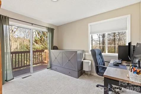 124 Flat Creek Drive Lake Toxaway NC 28747