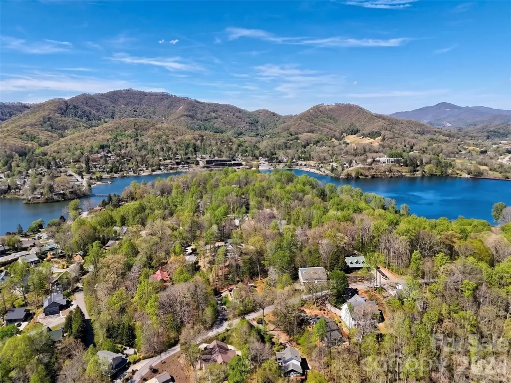 48 Hoosier Court Lake Junaluska NC 28745