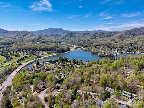 48 Hoosier Court Lake Junaluska NC 28745