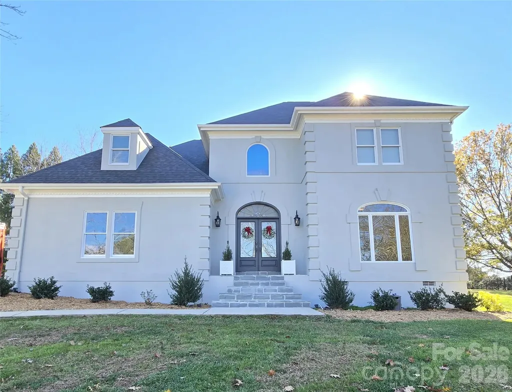 40 Shipwatch Drive Hickory NC 28601