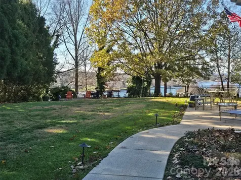 40 Shipwatch Drive Hickory NC 28601